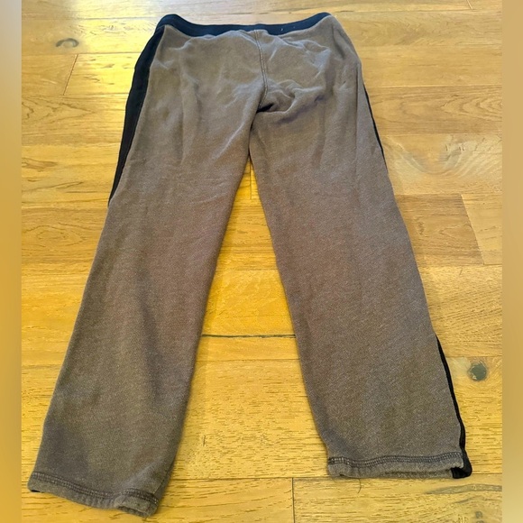 SO gray and black sweatpants - Picture 3 of 7